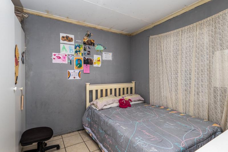 4 Bedroom Property for Sale in Pelican Park Western Cape